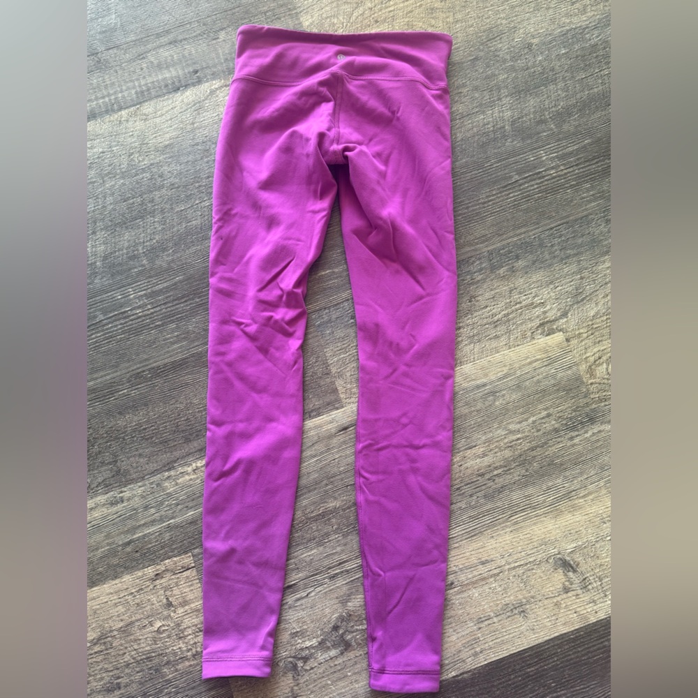 Lululemon reversible Wunder Under Pink Black leggings Size 6